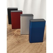 Металевий портсигари різного кольору з чорною кришкою на 20 сигарет